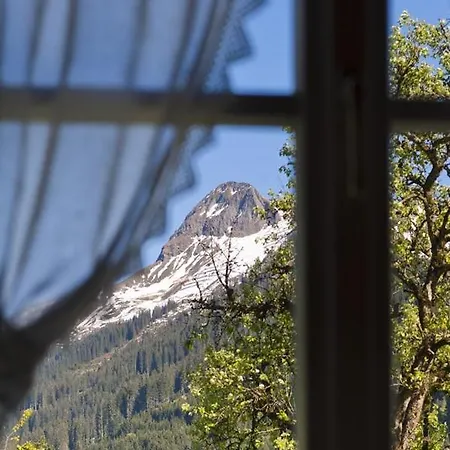 Haus Sonnenhof شقة